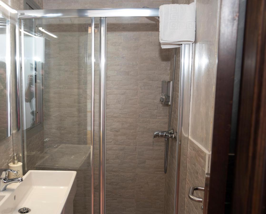 180 Home Apartamento En El Centro Buena Ubicacion Peral Севиля Екстериор снимка